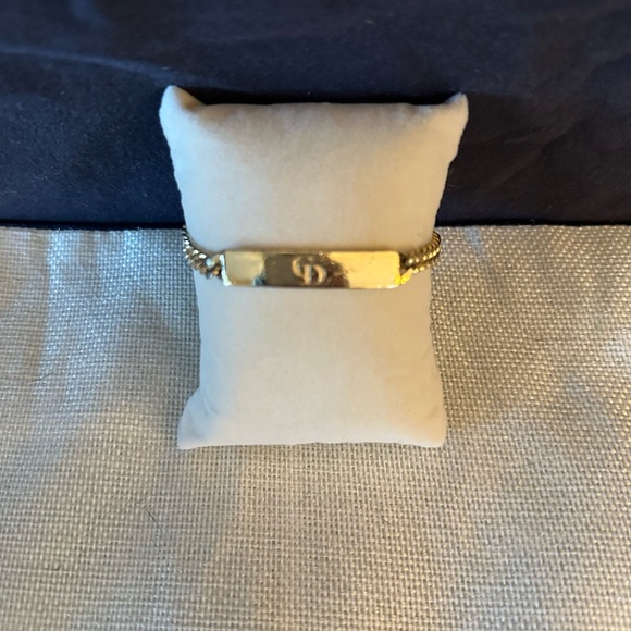 Gold Christian Dior ID bracelet - Picture 1 of 4